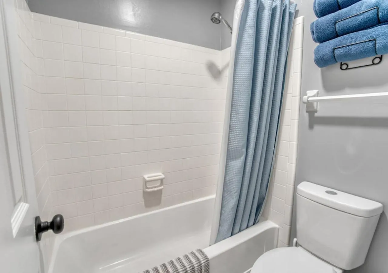 Stylish Home Near Uptown, Unc, And More! Charlotte Holiday home