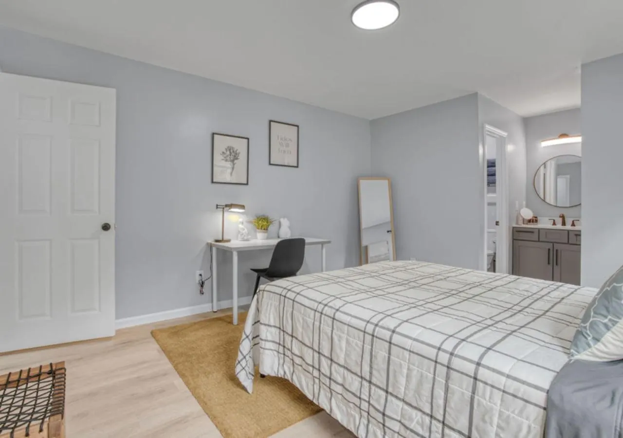 Stylish Home Near Uptown, Unc, And More! Charlotte