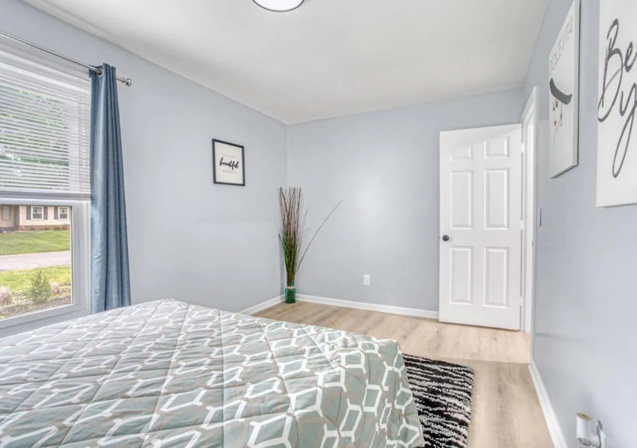 Stylish Home Near Uptown, Unc, And More! Charlotte 0*,  United States